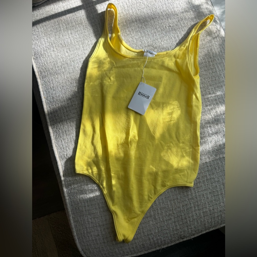 New! Wolford Jamaika Thong Bodysuit in Sunny Sun Size Medium